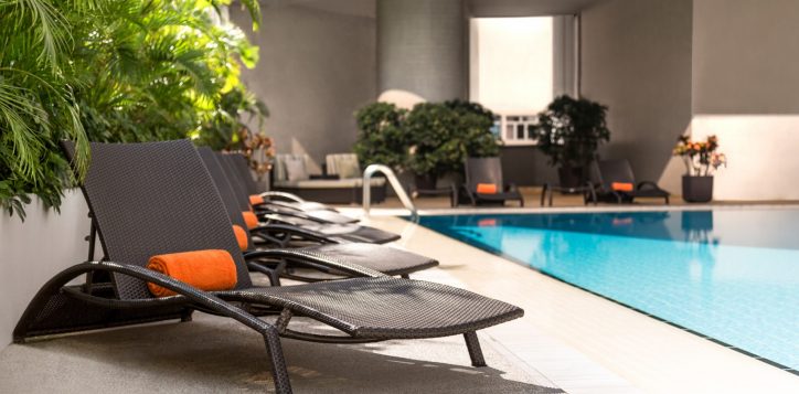1-outdoor-swimming-pool-2