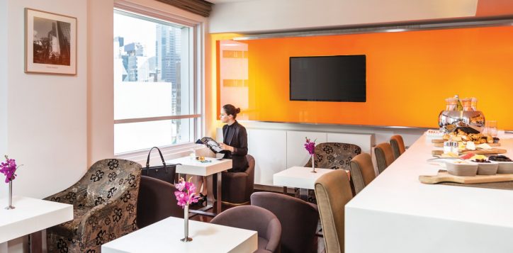 6-premier-lounge-2