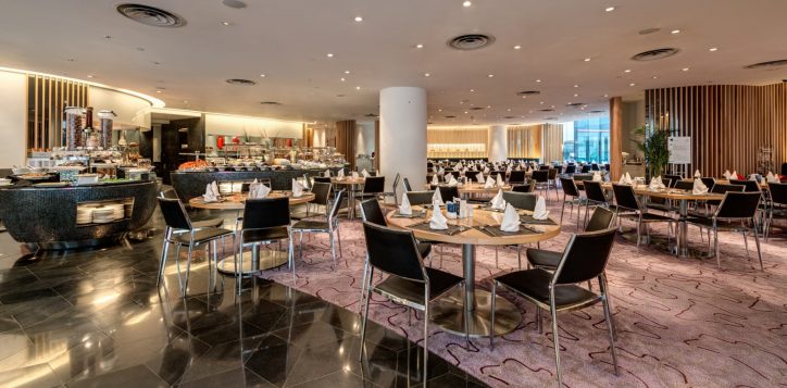 restaurants-bar-1st-restaurant-le-cafe2-2
