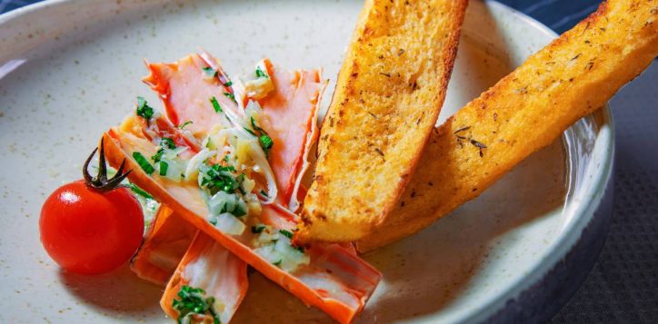 alaska-king-crab-leg-grilled-2
