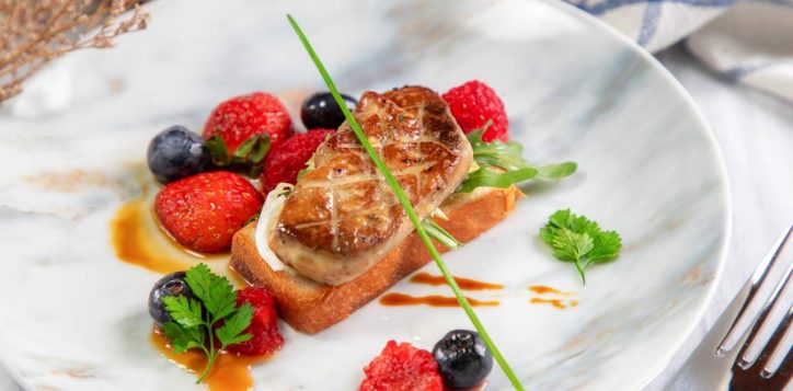%e9%a6%99%e7%85%8e%e9%b4%a8%e8%82%9d-duck-foie-gras-with-berries-2