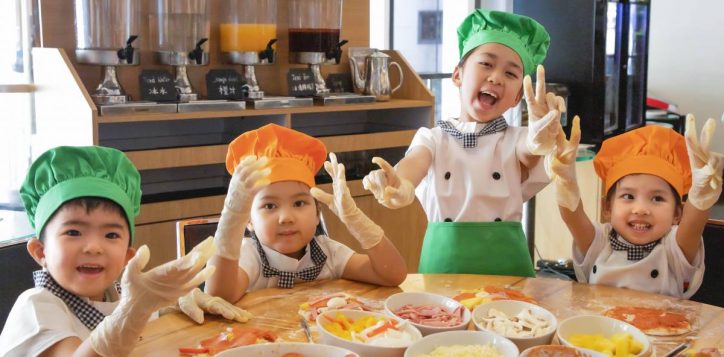 easter-fun-buffet-pizza-making-class-for-kids