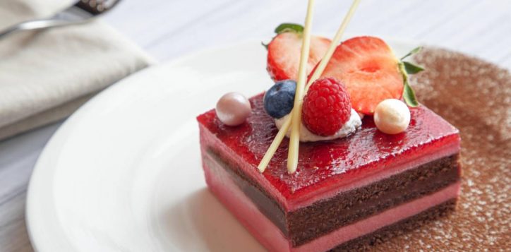 raspberry-chocolate-cake