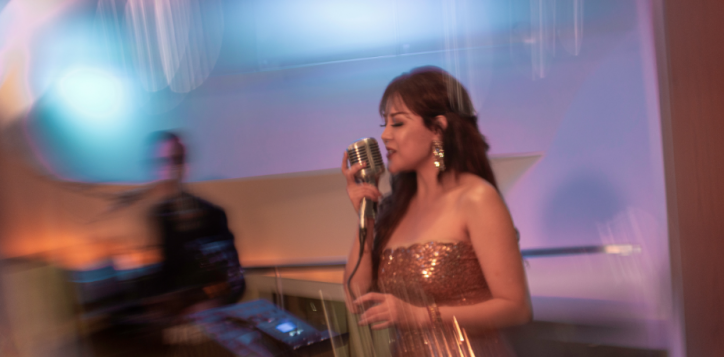 aks%e9%b8%a1%e5%b0%be%e9%85%92%e4%b8%8e%e7%8e%b0%e5%9c%ba%e9%9f%b3%e4%b9%90